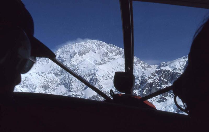 028 Mt McKinley May 1987 Flight to Kahiltna Glacier - Denali.jpg